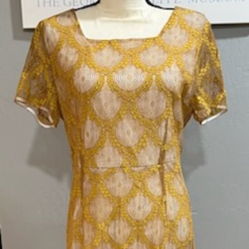 Metisu Midi Floral Dress